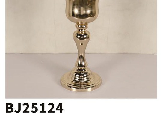 Gold Trumpet Vase
