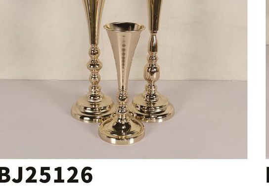 Gold Vase Trio