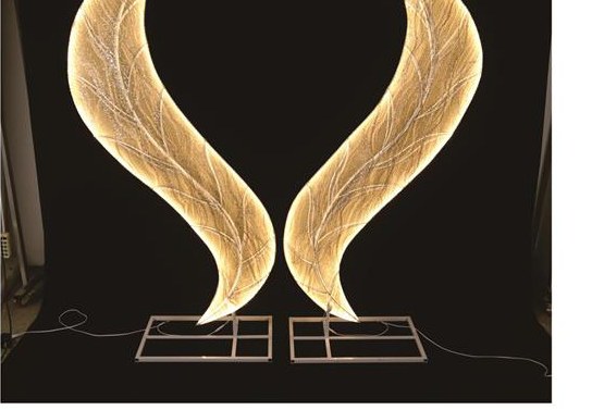 Golden Feather-Wing Aisle Light (Pair)