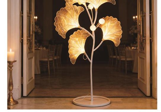 Ginkgo Leaf Aisle Light